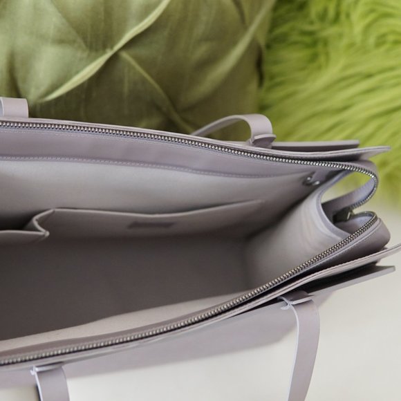 Authentic Rare LV Lilac Epi Croisette GM Tote Bag - Picture 3 of 10